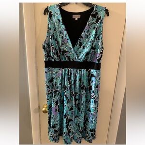 Sleeveless Blue and Purple Patterned Dress